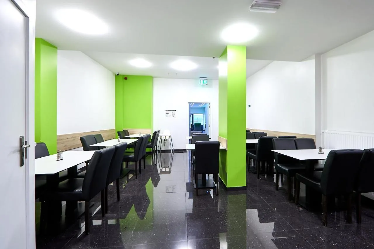 City Center 생조스탕노드 호텔