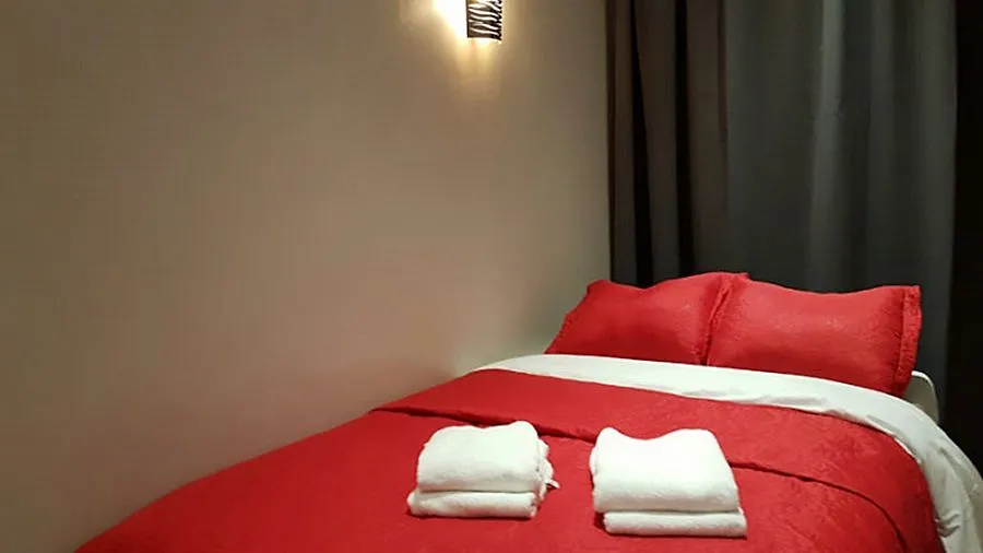 City Center 생조스탕노드 2*,